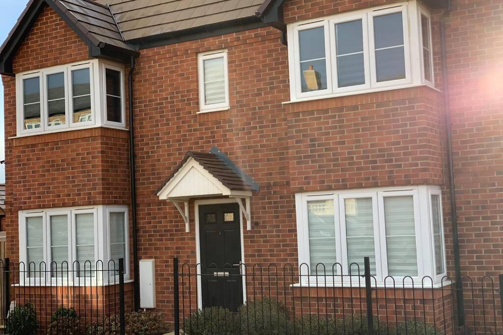 Stanton Cross 5 Persons 3 Bed Home 웰링버러 외부 사진